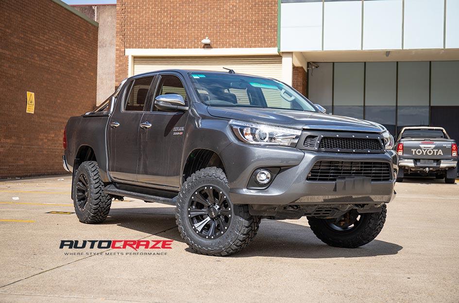 TOYOTA HILUX N80 4WD HE901 SATIN BLACK DARK TINT